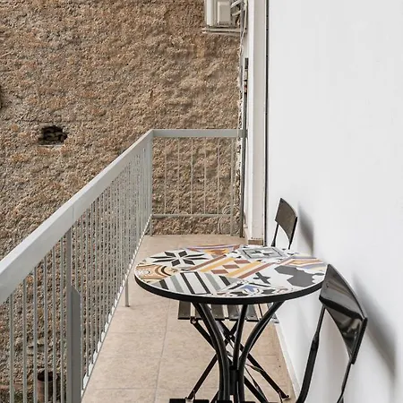 אתונה Spacious 2Bd Apt Next To Metro מראה חיצוני תמונה