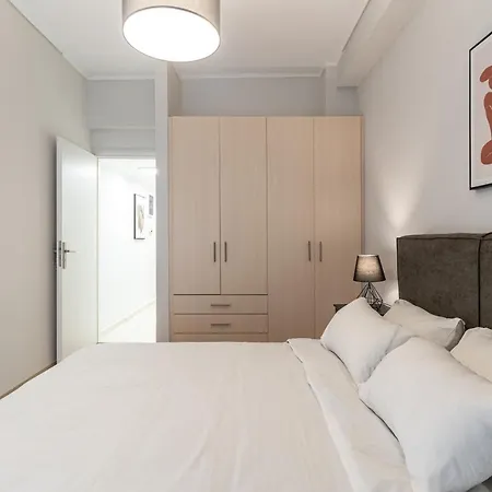 אתונה Spacious 2Bd Apt Next To Metro מראה חיצוני תמונה